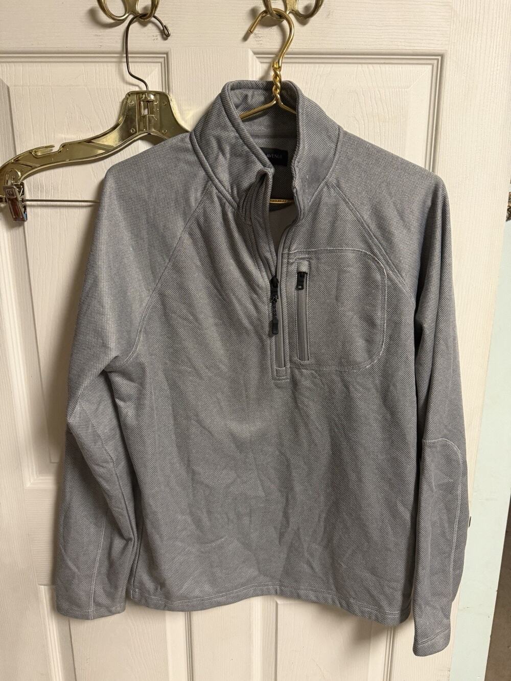 Saks Fifth Avenue Mens Med 44w 1/4 Zip Jacket Running Gray Pullover Cell Pocket
